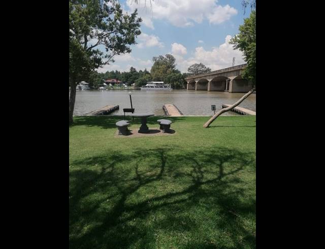 3 BEDROOM TOWNHOUSE FOR SALE IN VAALPARK